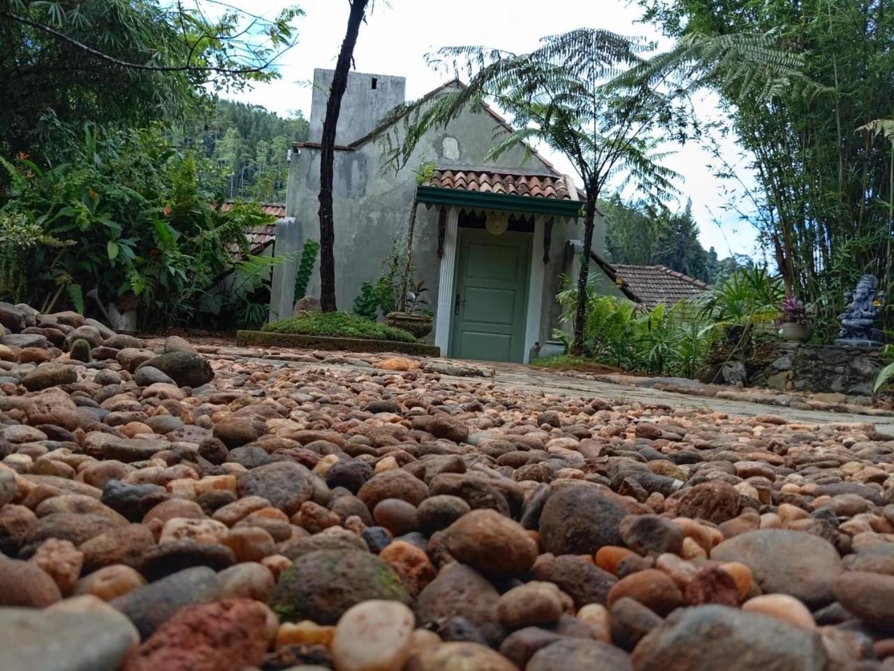 Jansen'S Bungalow Sinharaja Rainforest Retreat Kudawe Exterior foto